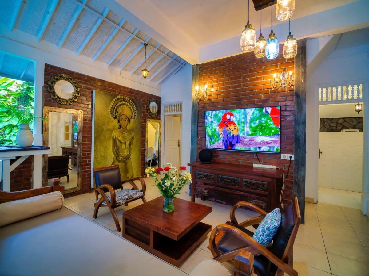 Villa White Stars Seminyak Buitenkant foto