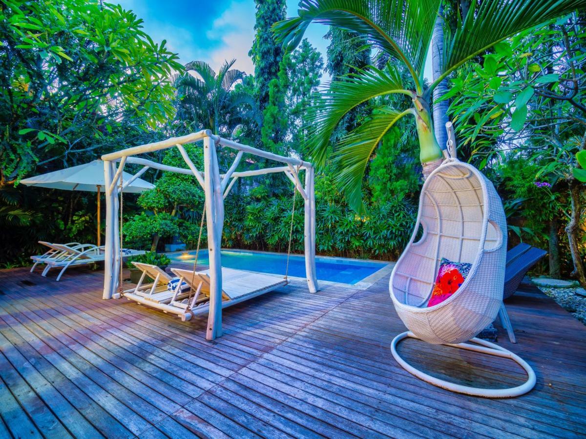 Villa White Stars Seminyak Buitenkant foto